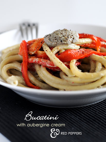 Bucatini with aubergine cream and red peppers