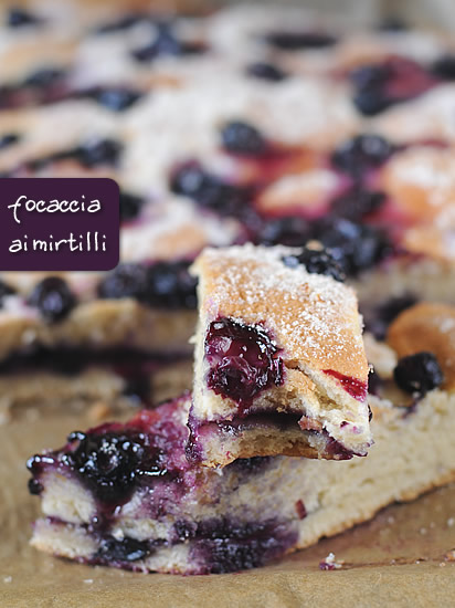 Focaccia ai mirtilli