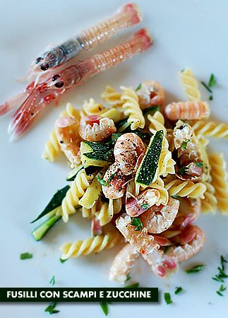 Fusilli con scampetti e zucchine