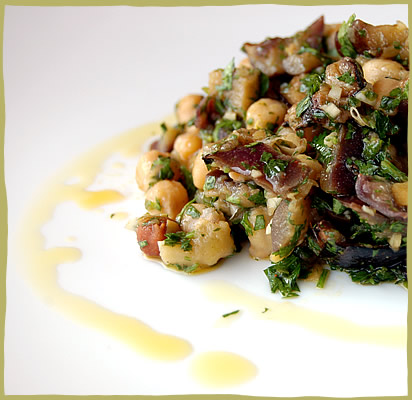 Insalata di melanzane e ceci in chermoula