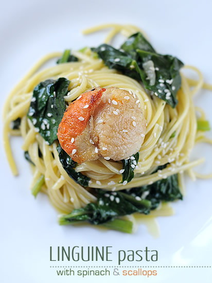 Linguine with spinach and scallops