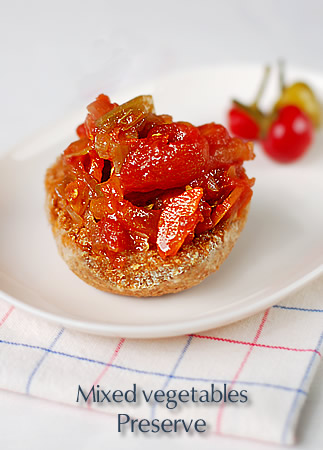 Mixed vegetables sauce preserve