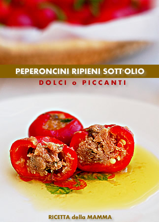Peperoncini ripieni sott'olio