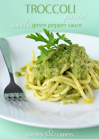 Troccoli pasta with green pepper sauce