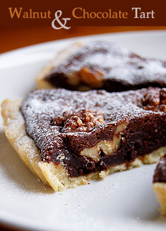 Crostata di noci e cacao